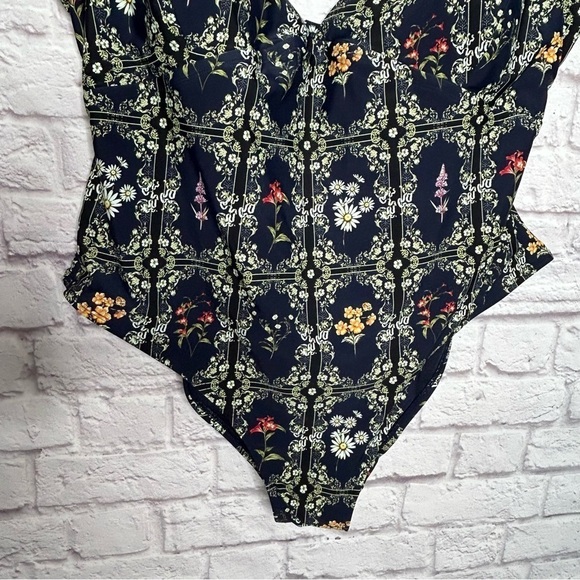 Agua Bendita x Target Navy Blue Floral Tile Cheeky One Piece Swimsuit - Picture 10 of 16